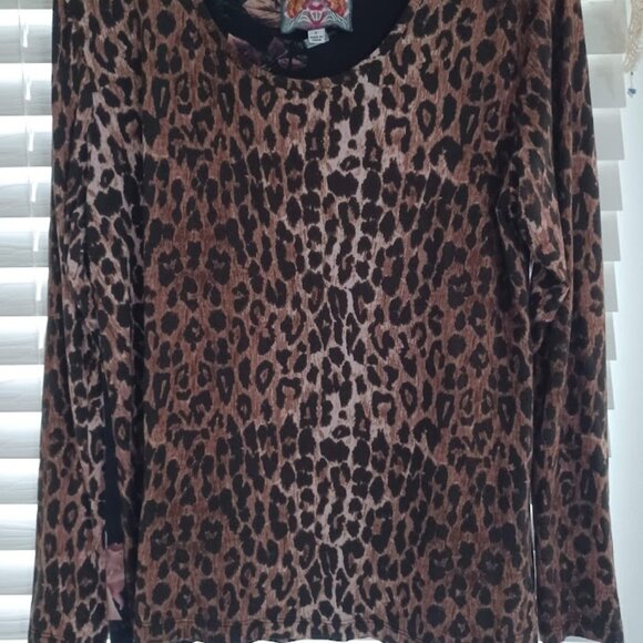 Johnny Was LA Women’s S Long Sleeve Leopard Print Bamboo/Spandex Top – Boho Chic - Picture 6 of 7